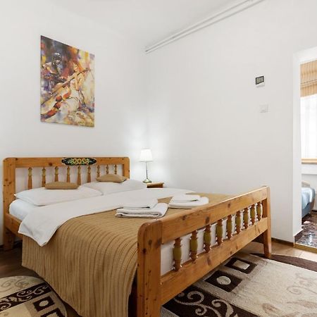 Casa Rasnoveana المظهر الخارجي الصورة