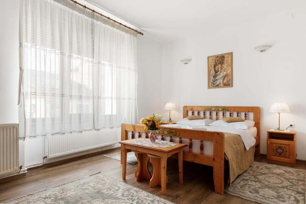 Casa Rasnoveana المظهر الخارجي الصورة