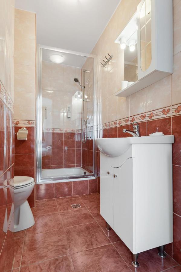 Casa Rasnoveana المظهر الخارجي الصورة